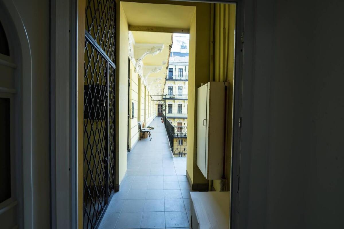 Brand New Studio With Aircon In The Center Budapesta Exterior foto